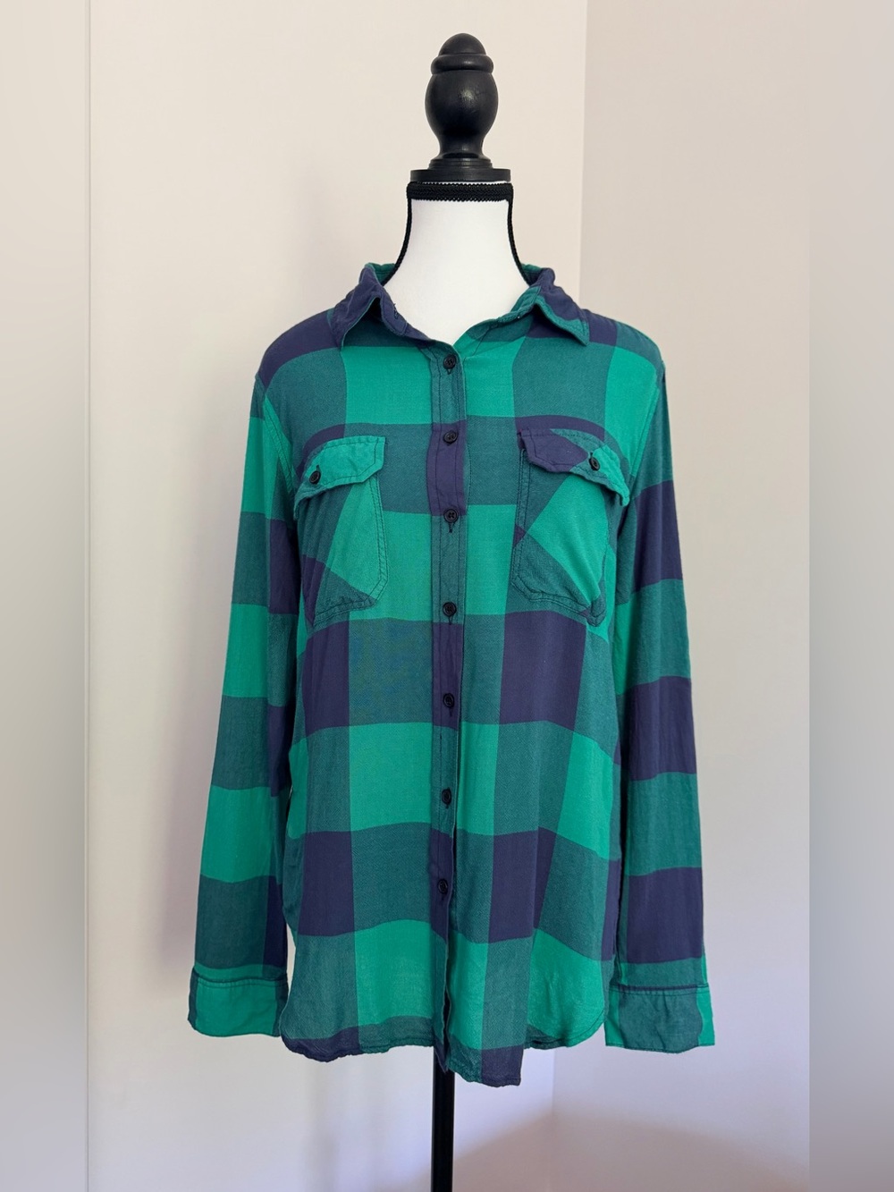 Buttons Teal Navy Buffalo Plaid 100% Rayon Button Down Shirt Size M